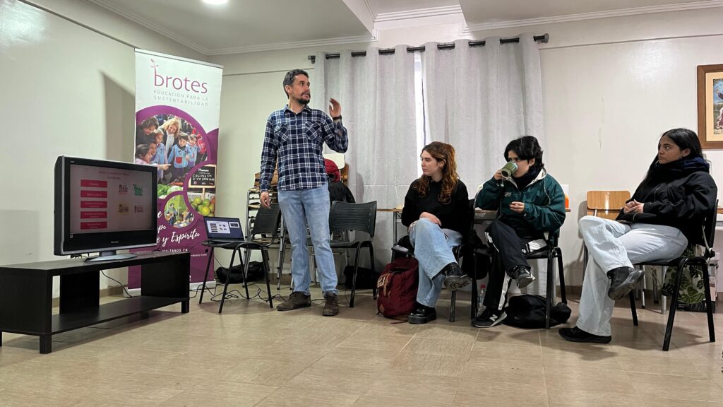 Clases SUS100 dictada por Javiera del Canto