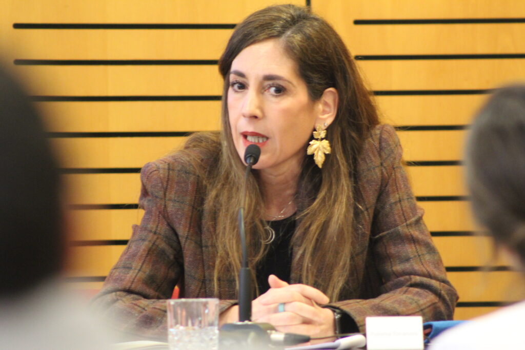 Panel 2: El desafío de asegurar el equilibrio ecosistémico: agua, aire, biodiversidad, cambio climático y suelo. Seminario ambiental UC