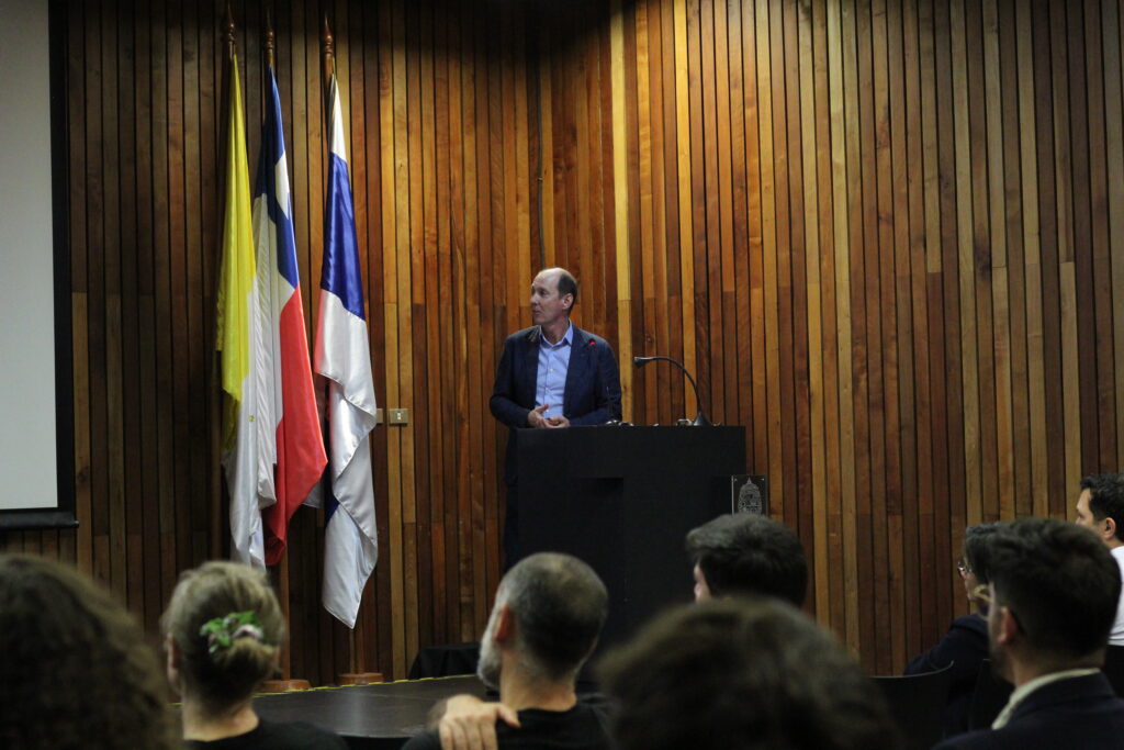 Jeremy Moss, profesor de Filosofía Política de la Universidad de Nueva Gales del Sur (UNSW, Australia)